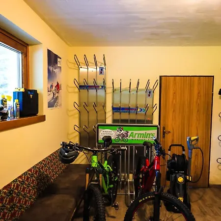 & Ronacherhof -mountain Hideaway Slopeside Gæstehus Bad Kleinkirchheim