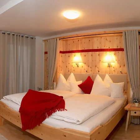 Pension&appartements Ronacherhof Gasthof