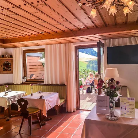 Pension&appartements Ronacherhof Bad Kleinkirchheim