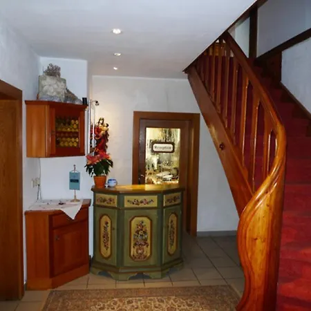 Gæstehus & Ronacherhof -mountain Hideaway Slopeside Bad Kleinkirchheim