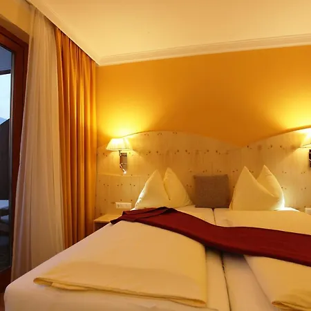Pension&appartements Ronacherhof 3*