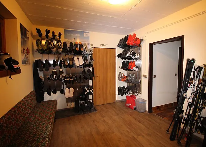 Guest house & Ronacherhof -mountain Hideaway Slopeside Bad Kleinkirchheim