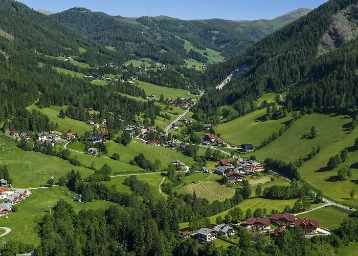 & Ronacherhof -mountain Hideaway Slopeside